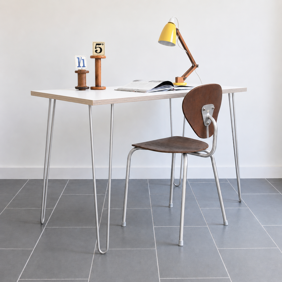 Vetre Hair Pin Desk - White Ash with Silver Legs